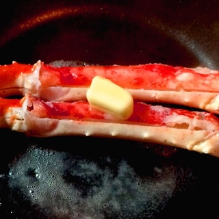 フライパンで焼くだけ★★ボイルたらば蟹のステーキ